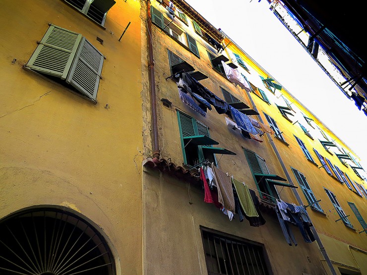 Foto 5/Colores, postigos y tendederos de Niza