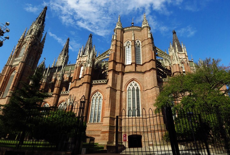 Foto 3/La imponente Catedral de La Plata