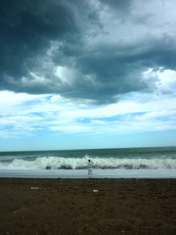 "Pescando una tormenta" de Gladys Muoz