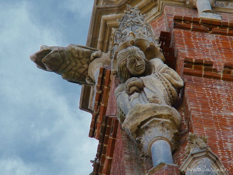 FotoRevista / Convocatoria Mensual / Cpulas, Campanarios y Grgolas