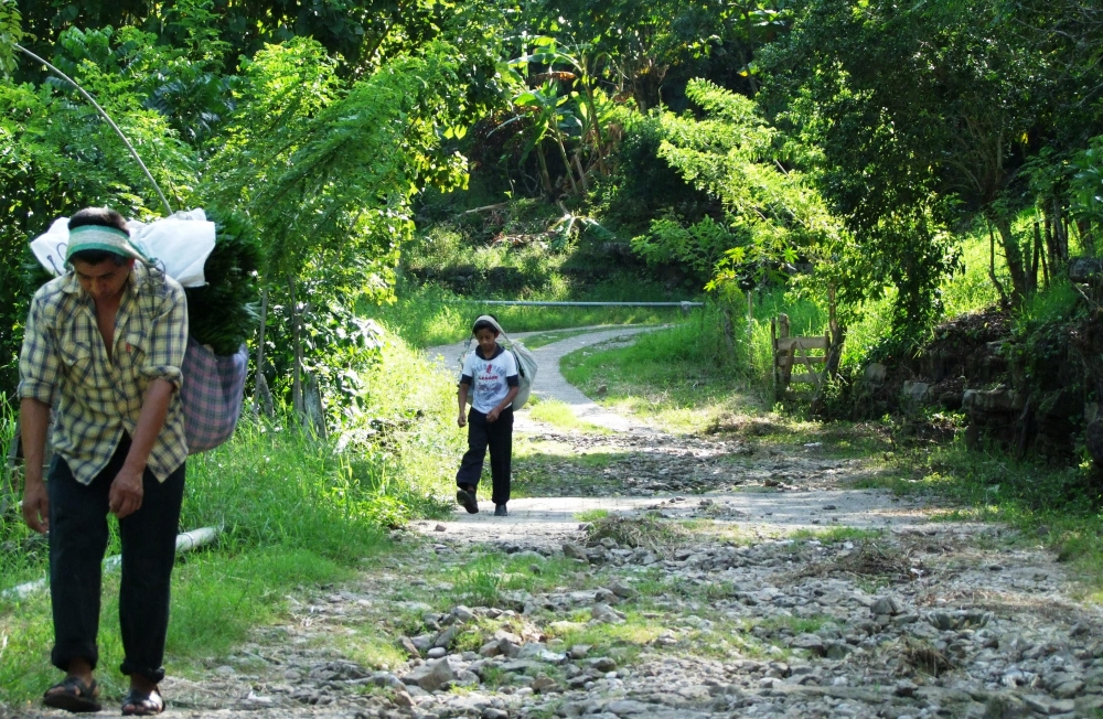 FotoRevista / Convocatoria Mensual / Rutas y caminos