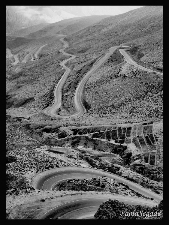 FotoRevista / Convocatoria Mensual / Rutas y caminos