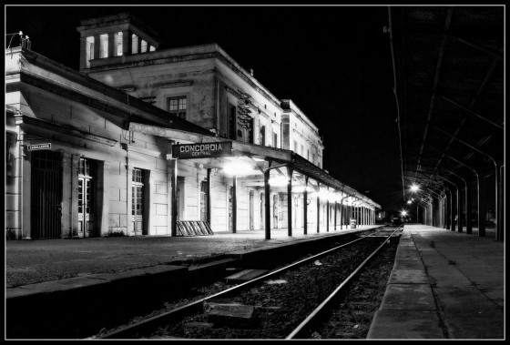 FotoRevista / Convocatoria / La Estacion de Carlos Fabricio Segovia