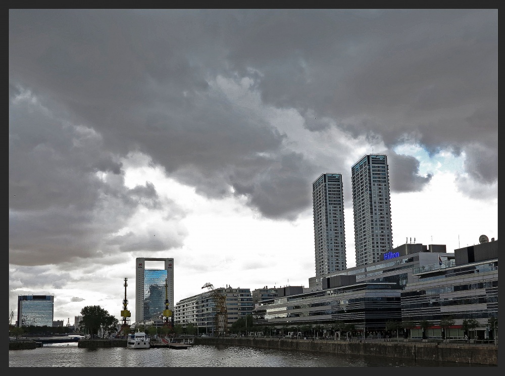 FotoRevista / Convocatoria Mensual / Cielos y nubes