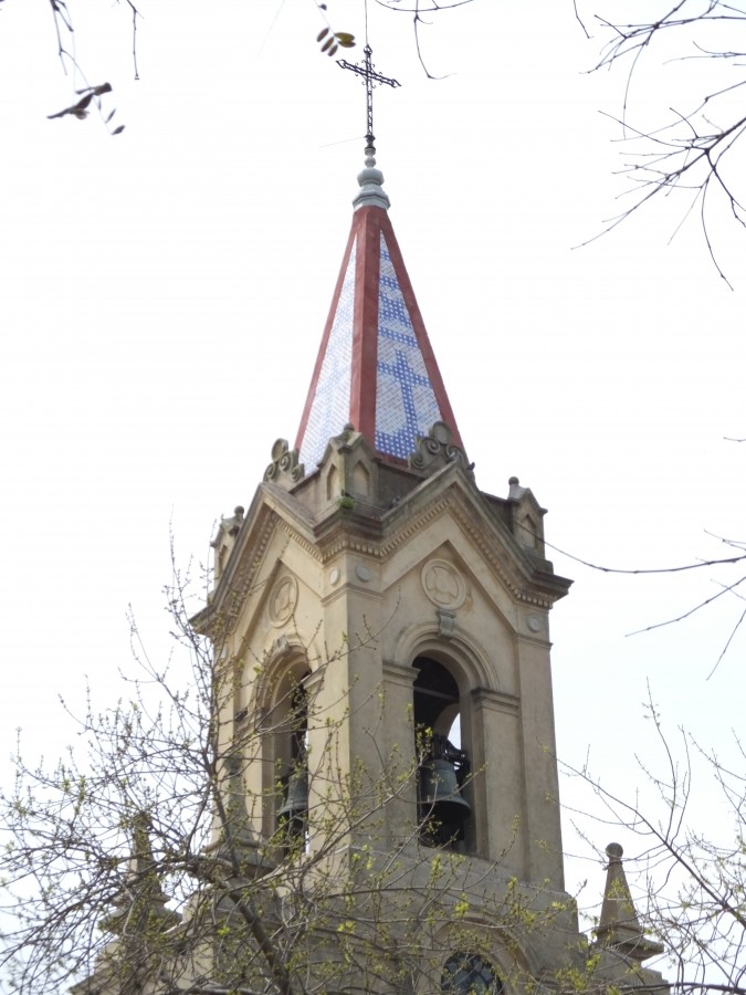 FotoRevista / Convocatoria / Iglesia de Nueva Helvecia, Colonia, Uruguay de Juan Fco. Fernndez