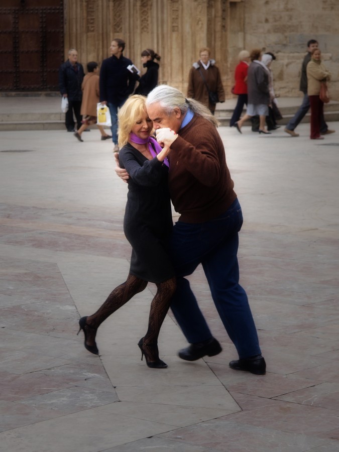 FotoRevista / Convocatoria / Tango en Valencia de Angel Ros Die