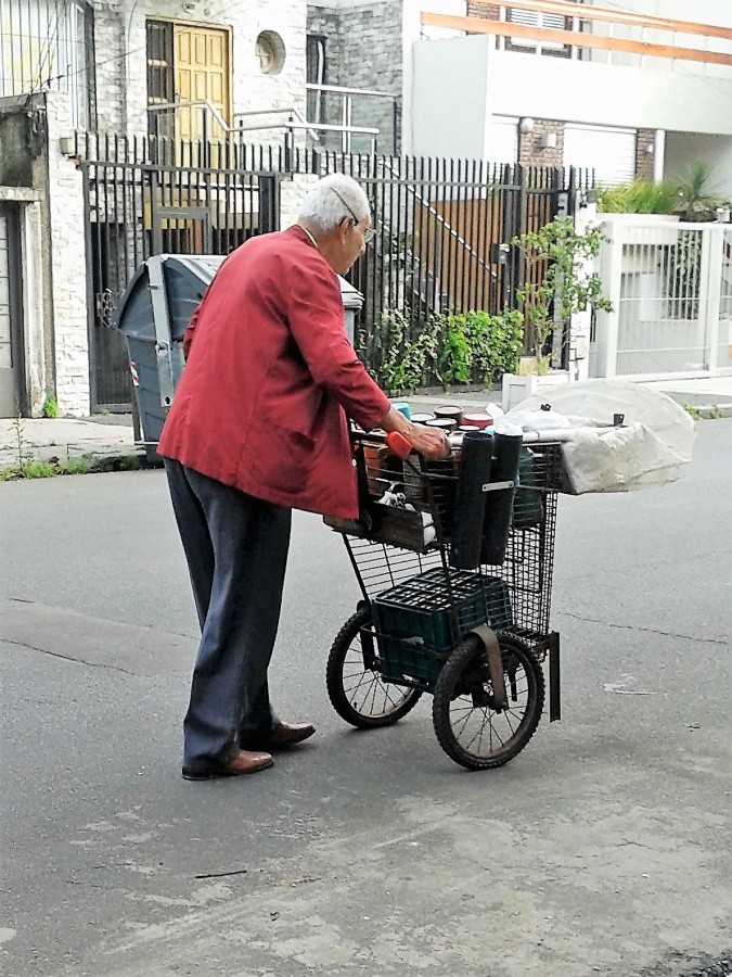 FotoRevista / Convocatoria / a paso lento de Valentn Rizzi