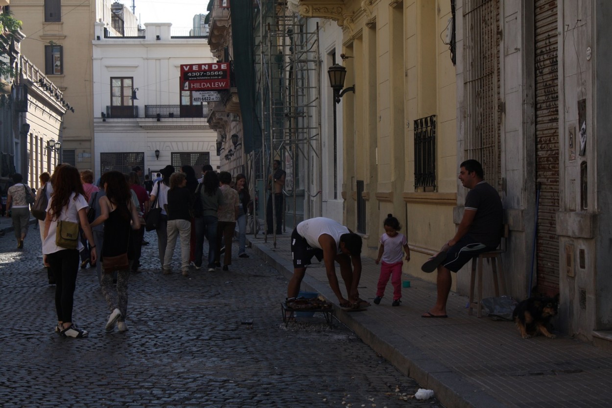 FotoRevista / Convocatoria Mensual / Fotos callejeras