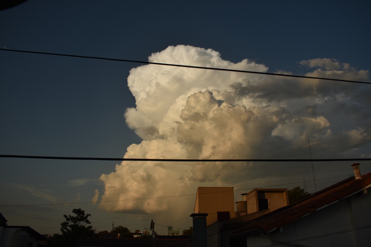 FotoRevista / Convocatoria Mensual / Cielos y nubes