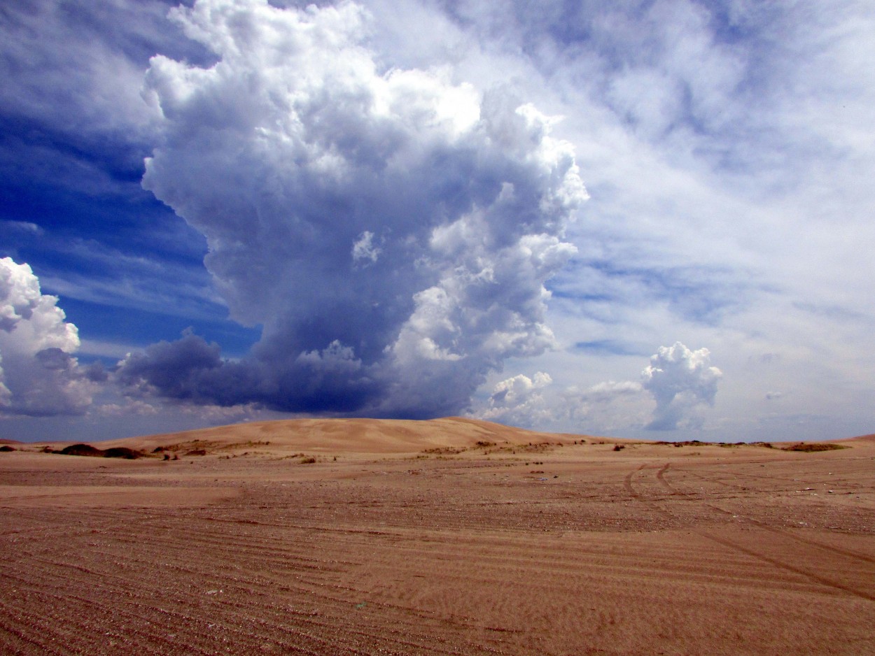 FotoRevista / Convocatoria Mensual / Cielos y nubes